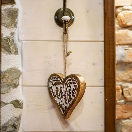 Πανσιόν Archontiko Theofanous